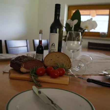 Kratzerwirt Apartmanhotel Neustift im Stubaital