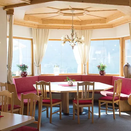 Apartmanhotel Kratzerwirt 3*