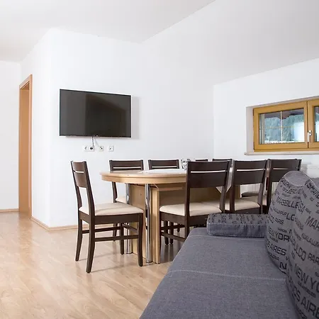 Apartmanhotel Kratzerwirt 3*